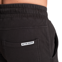 Better Bodies Old School Sweatshorts,Acid washed black