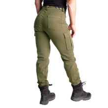 Better Bodies Cargo pants, Washed Green